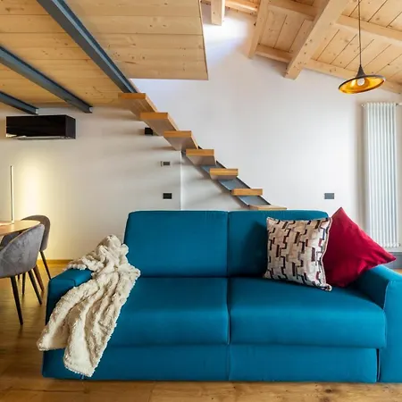 Apartment Industrial Design Loft With Outdoor Living Terrace *